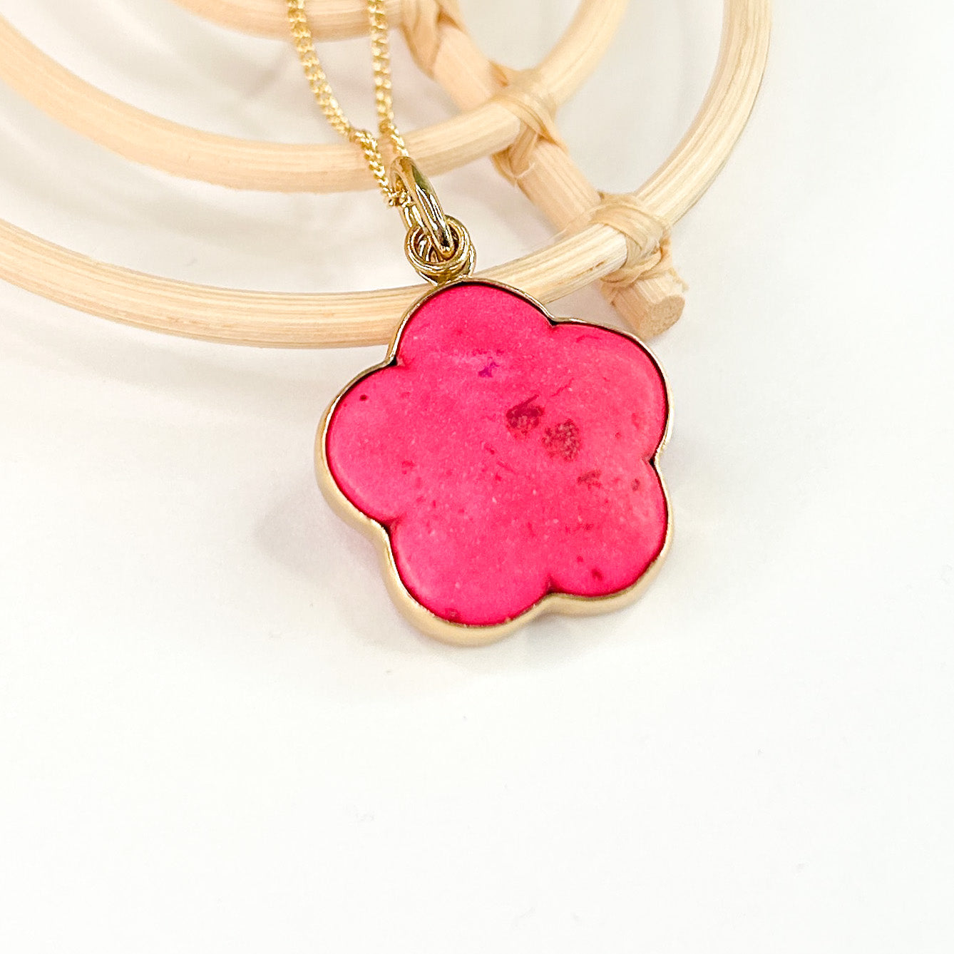 Howlite  Flower Pendant - Alchemia