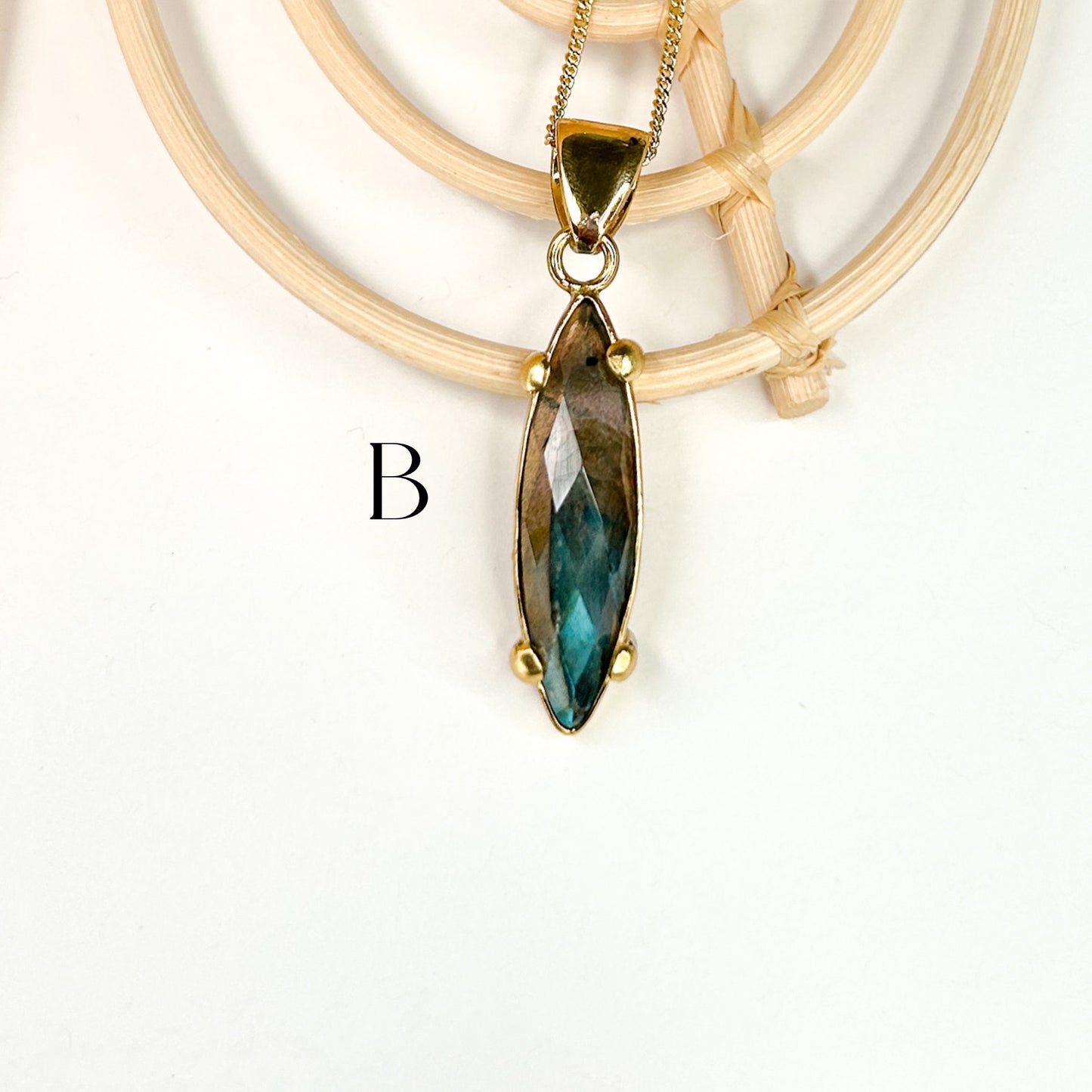 Faceted Marquise Labradorite Pendant - Alchemia