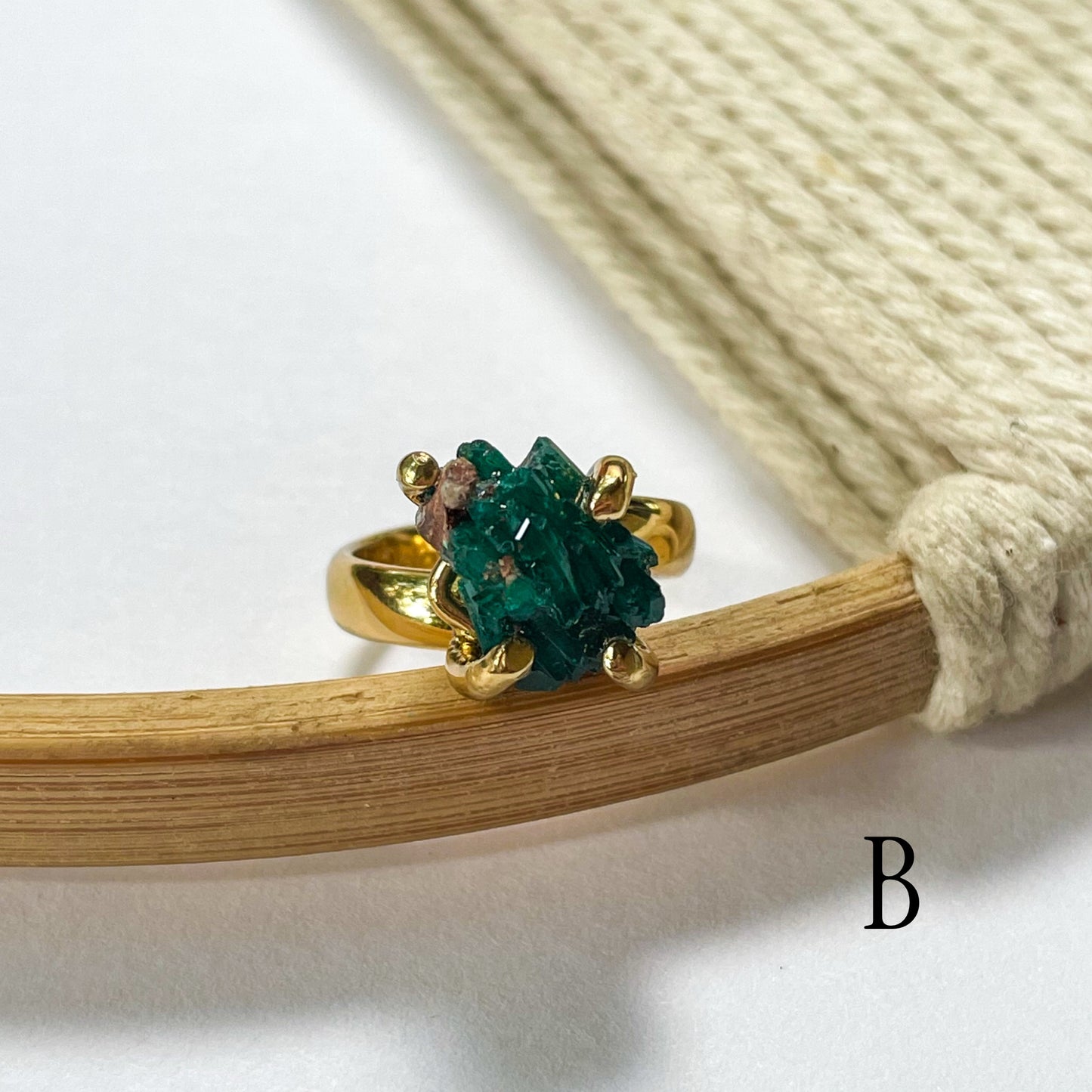 Freeform Chrome Diopside Ring - Alchemia