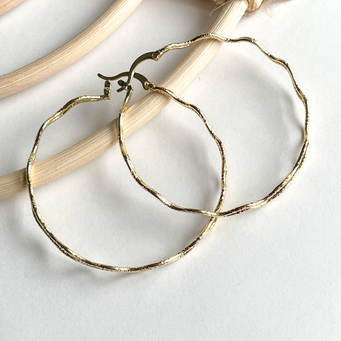 Load image into Gallery viewer, Super Wavy Hoops - 18k Gold Filled

