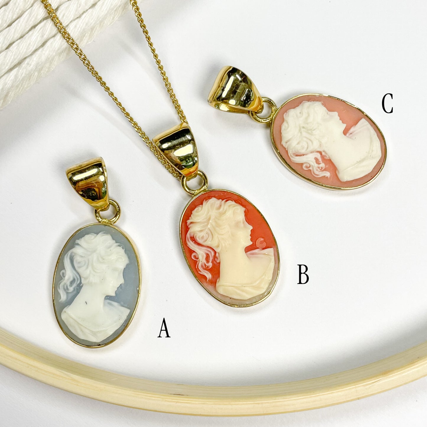 Resin Cameo Pendant - Alchemia Gold