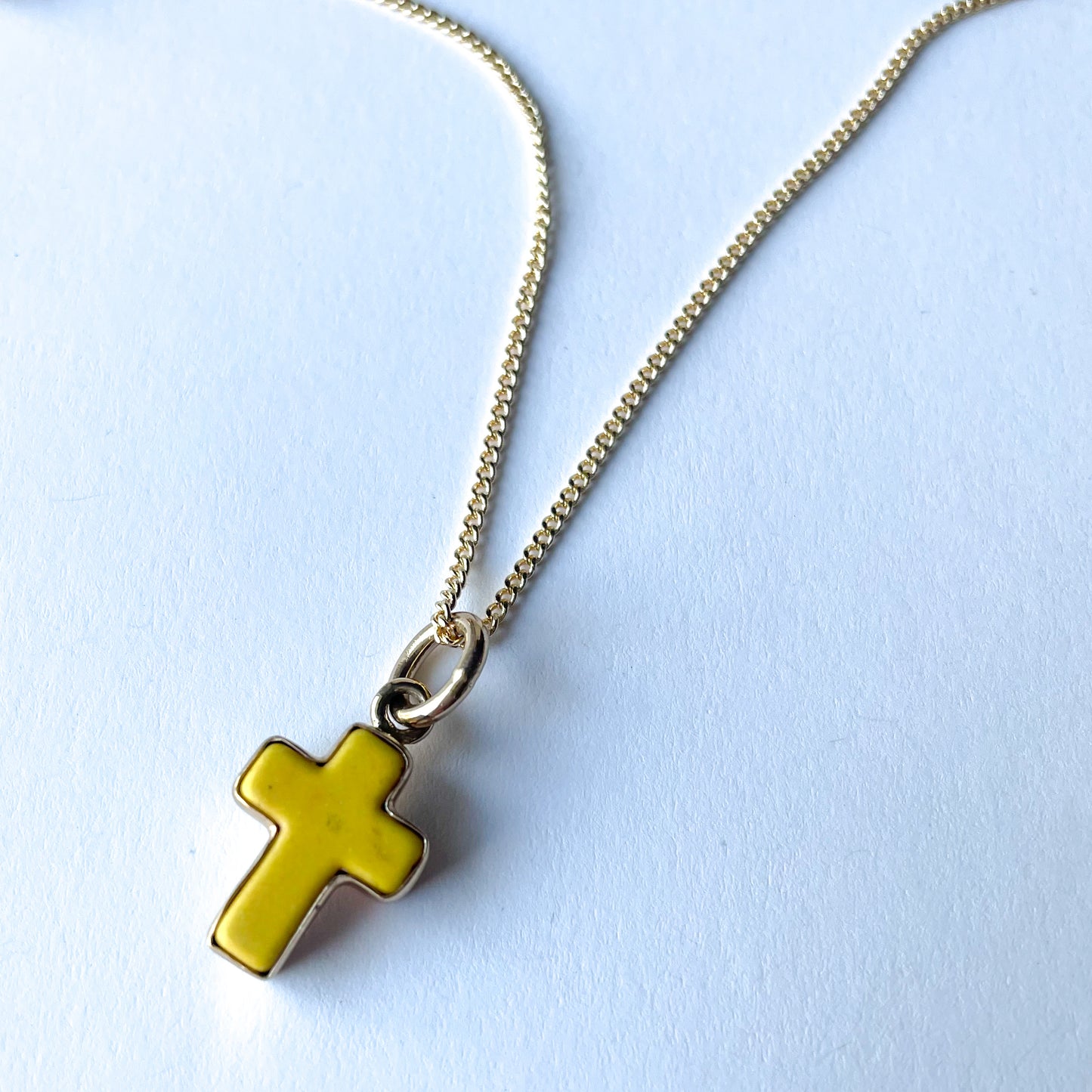Howlite Colored Cross Collection - Alchemia