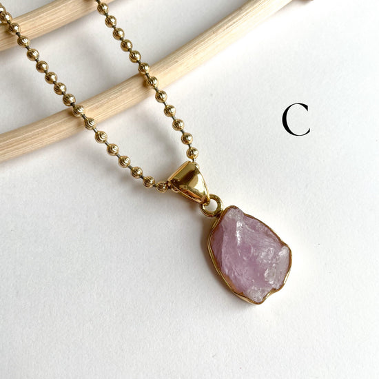 Load image into Gallery viewer, Pink Kunzite Pendant - Alchemia
