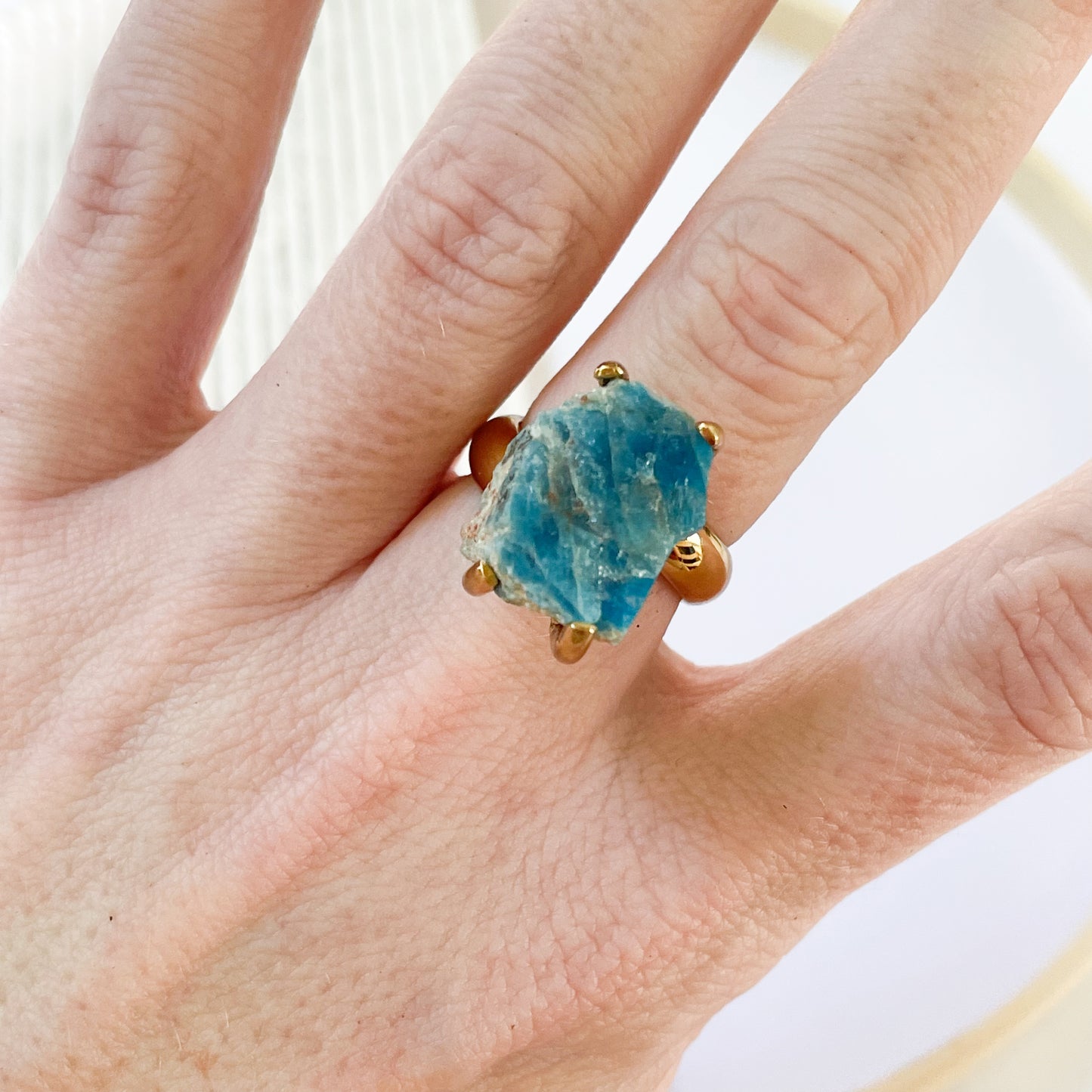 Raw Neon Apatite Prong Ring - Alchemia Gold