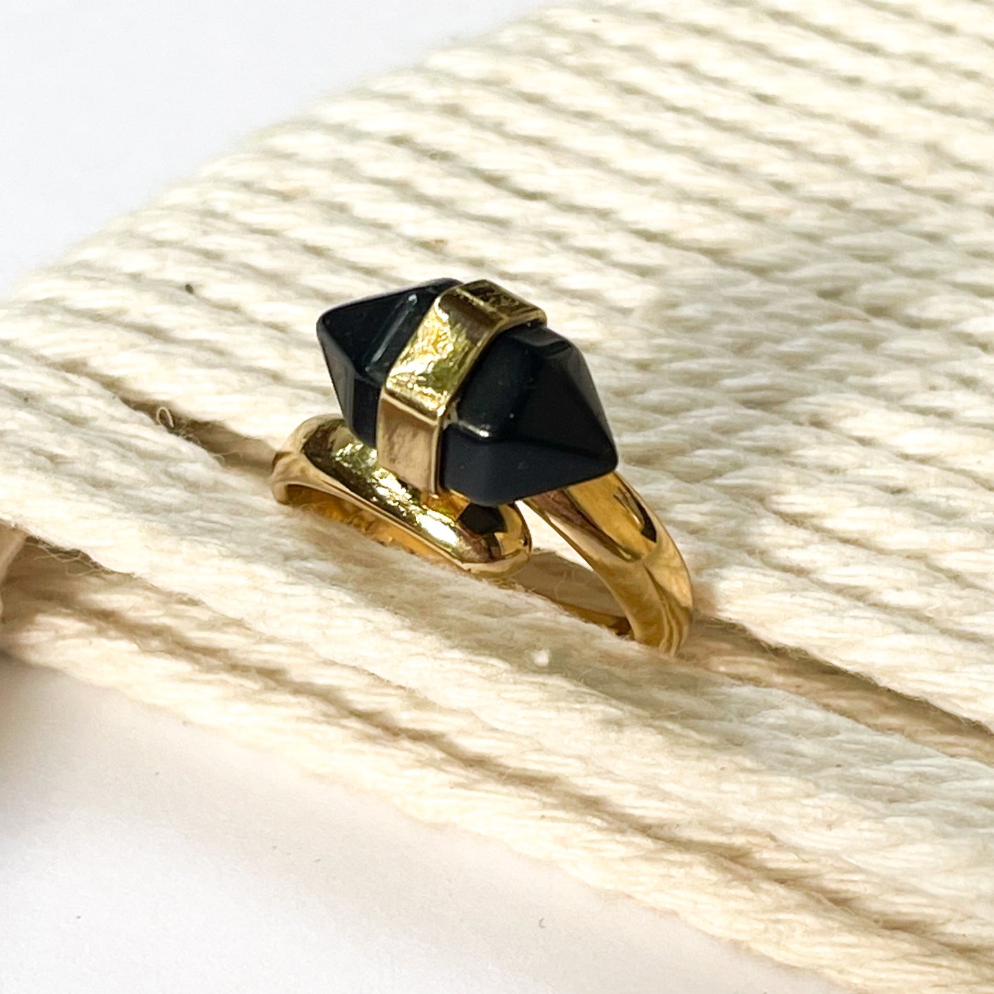 Point Wrap Ring - Alchemia