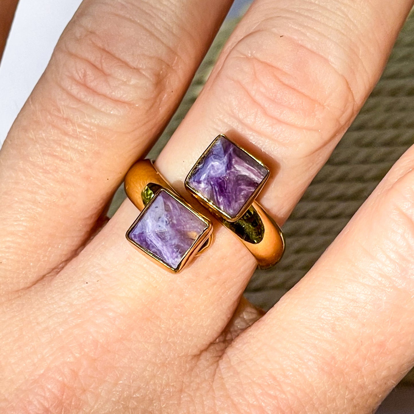 Chariot Square Bypass Ring - Alchemia