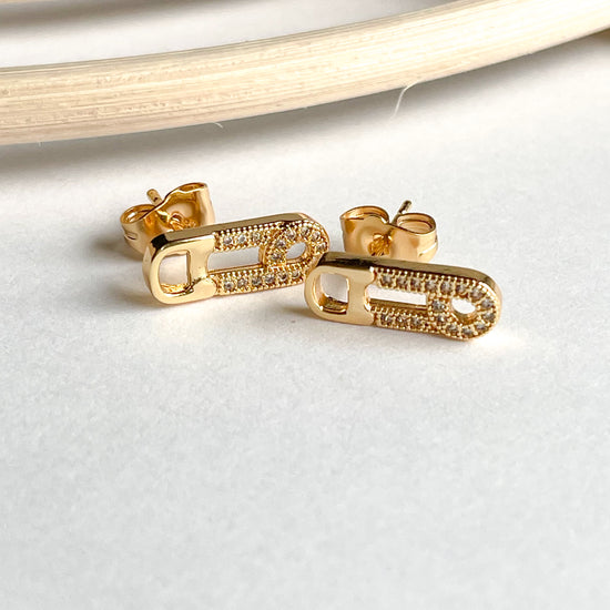 Load image into Gallery viewer, Safety Pin Studs - 18k Gold Filled
