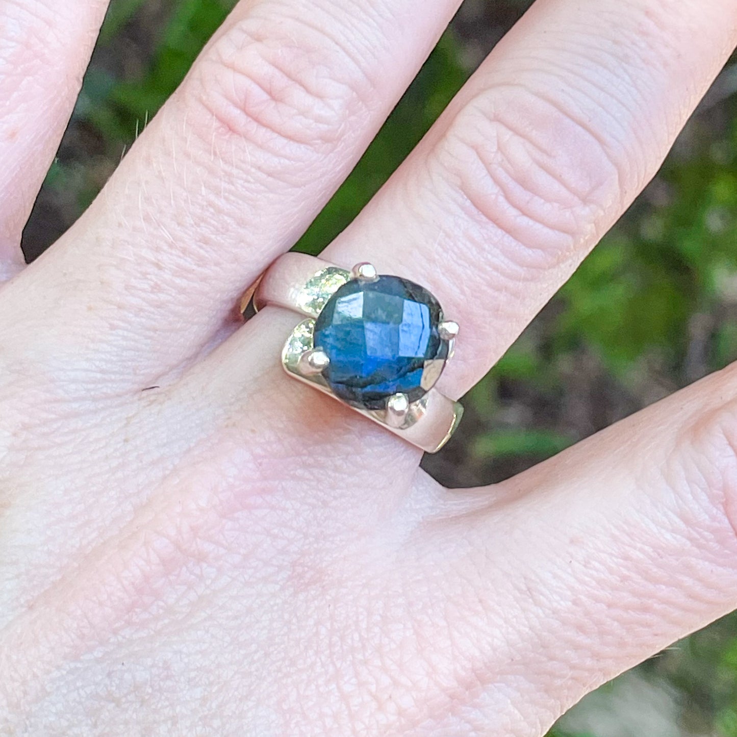 Labradorite Polka Dot Prong Ring - Solid Sterling Silver