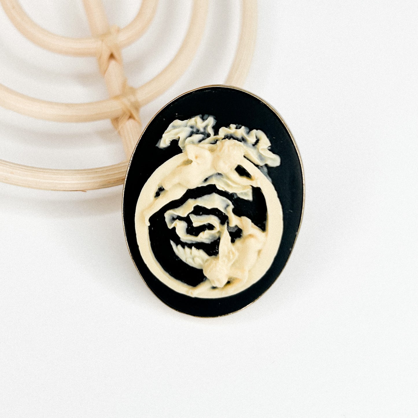Cameo Initial Ring(N-Z) - Alchemia
