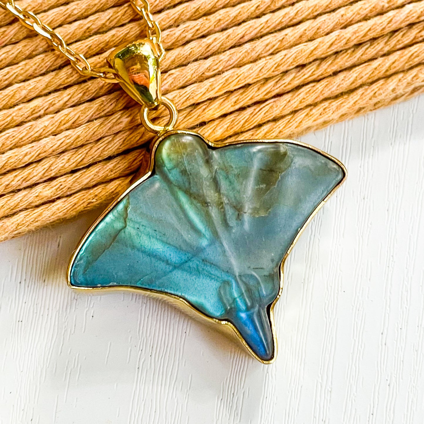 Manta Ray Labradorite Pendant - Alchemia Gold