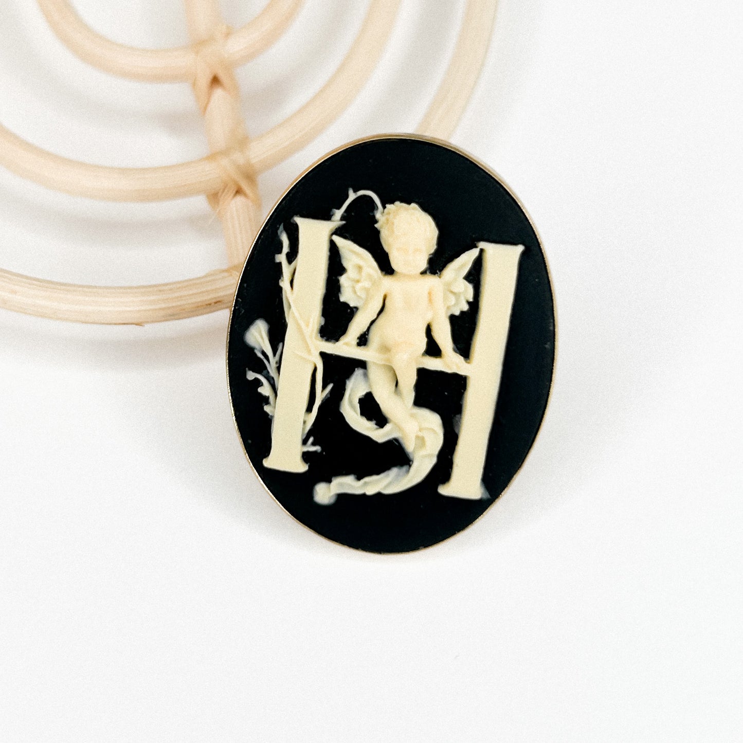 Cameo Initial Ring(A-K) - Alchemia