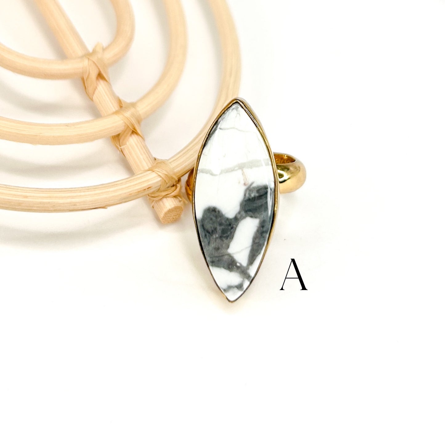 White Howlite Ring Mix - Alchemia