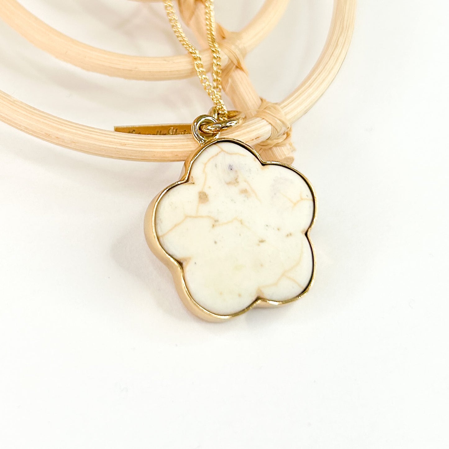 Howlite  Flower Pendant - Alchemia