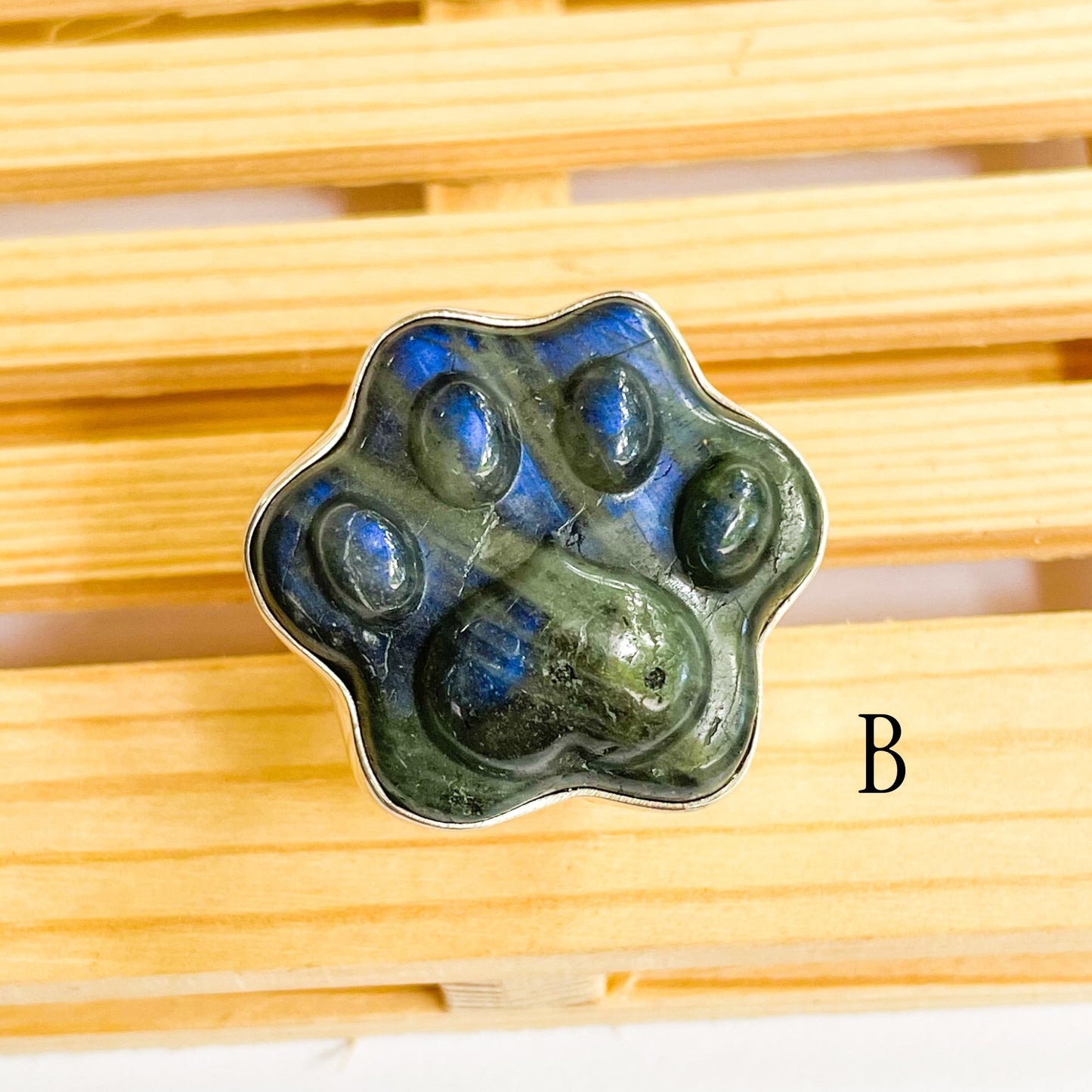 Labradorite Dog Paw Ring - Solid Sterling Silver