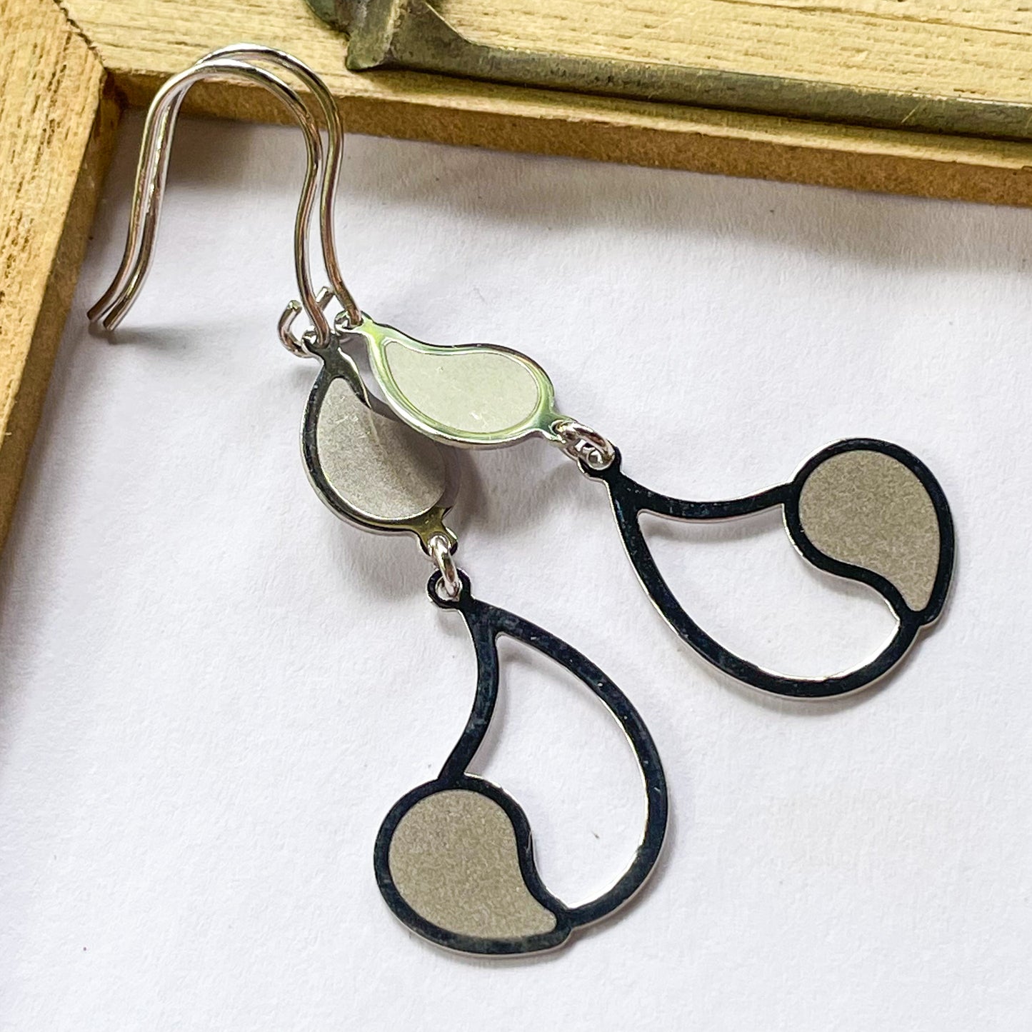 Paisley Dangle Earring - Solid Sterling Silver