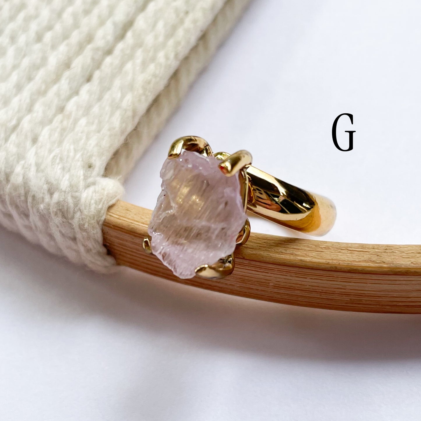Raw Kunzite Prong Ring - Alchemia
