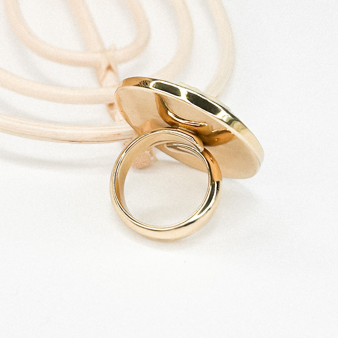 Lady Cameo Ring  - Alchemia