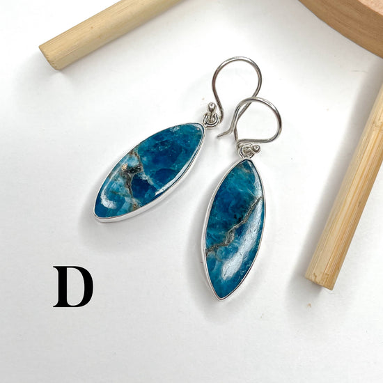Load image into Gallery viewer, Neon Apatite Dangle Earring - Solid Sterling Silver
