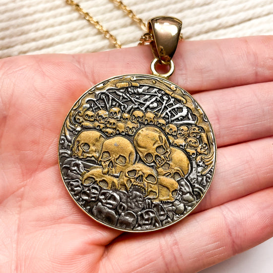 Skull Treasure Coin Pendant - Alchemia