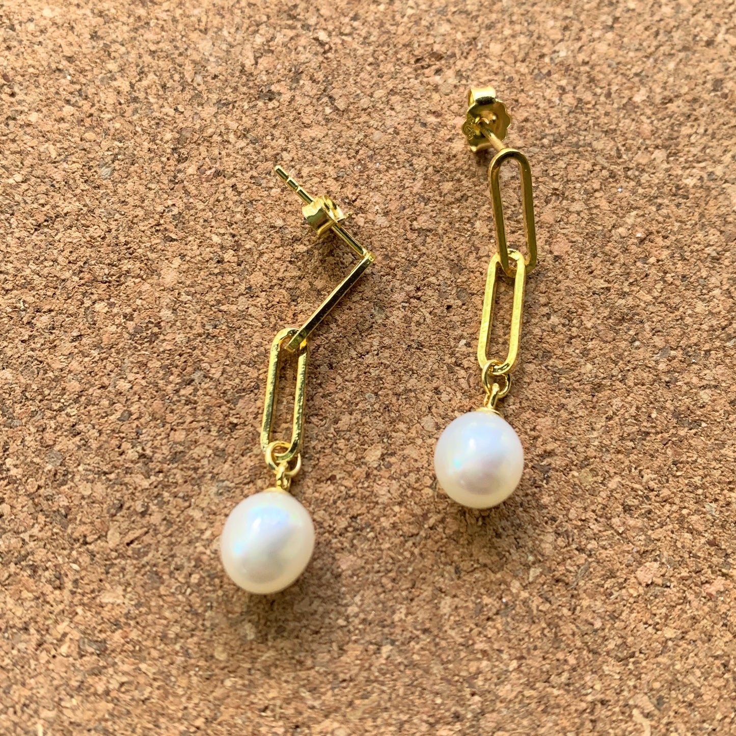 Paperclip Pearl Earrings -Both Metals