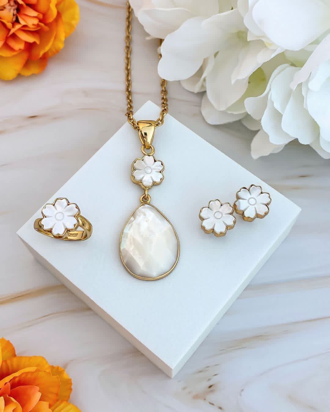 NEW Charles Albert FLOWER Collection - Alchemia