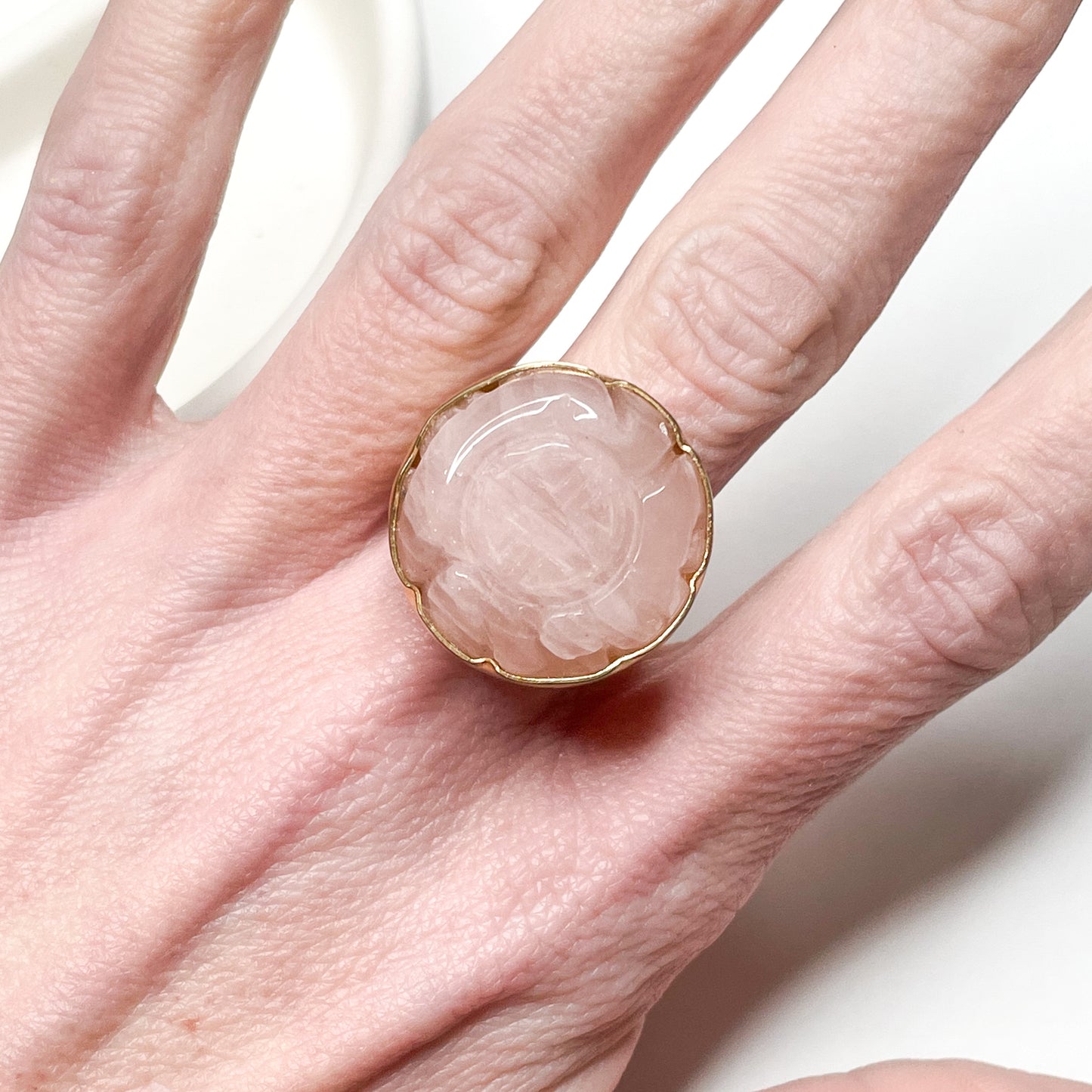Carved Rose Quartz Ring - Alchemia