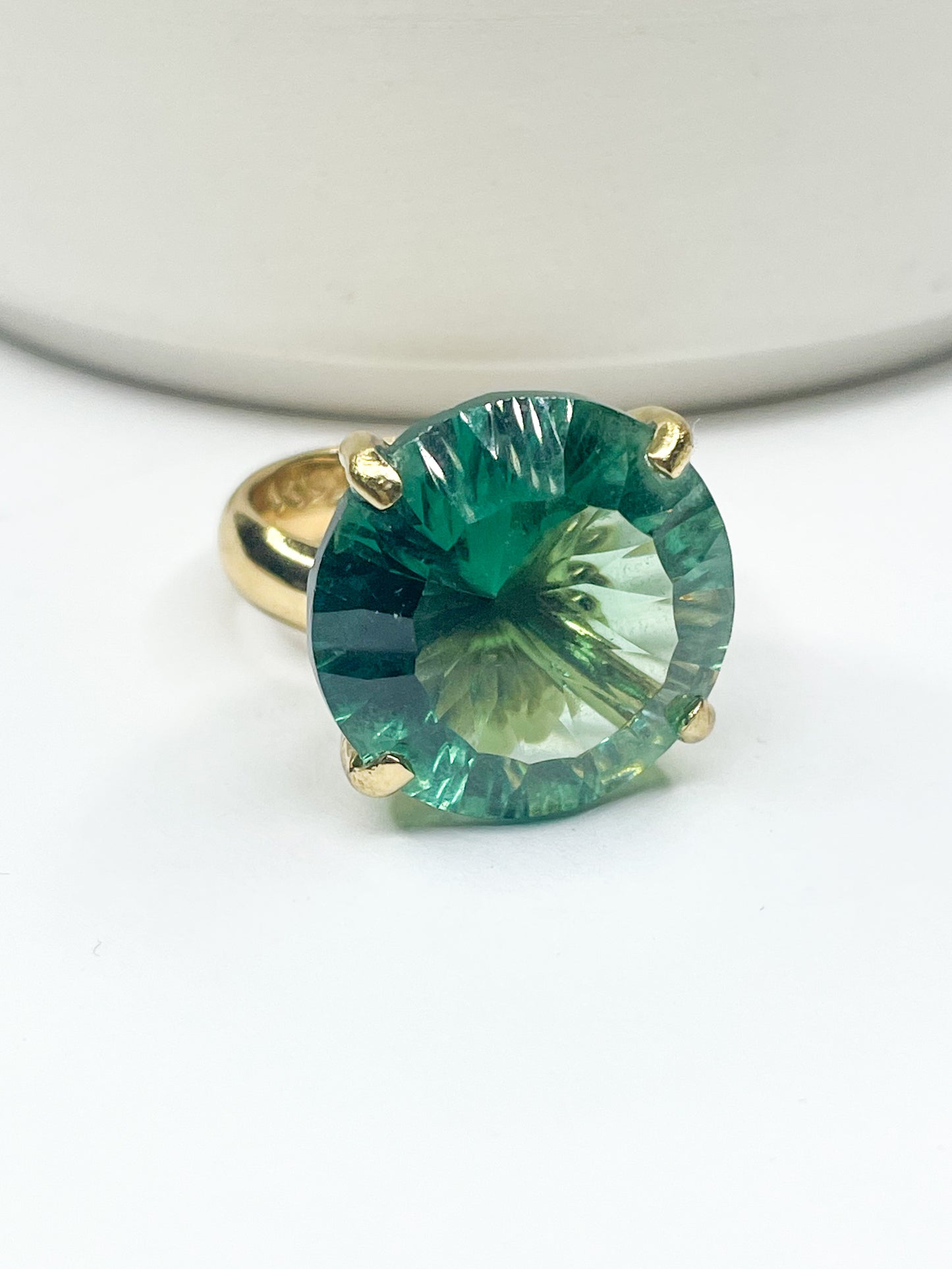 Seafoam Starburst Large Round Prong Ring - Alchemia