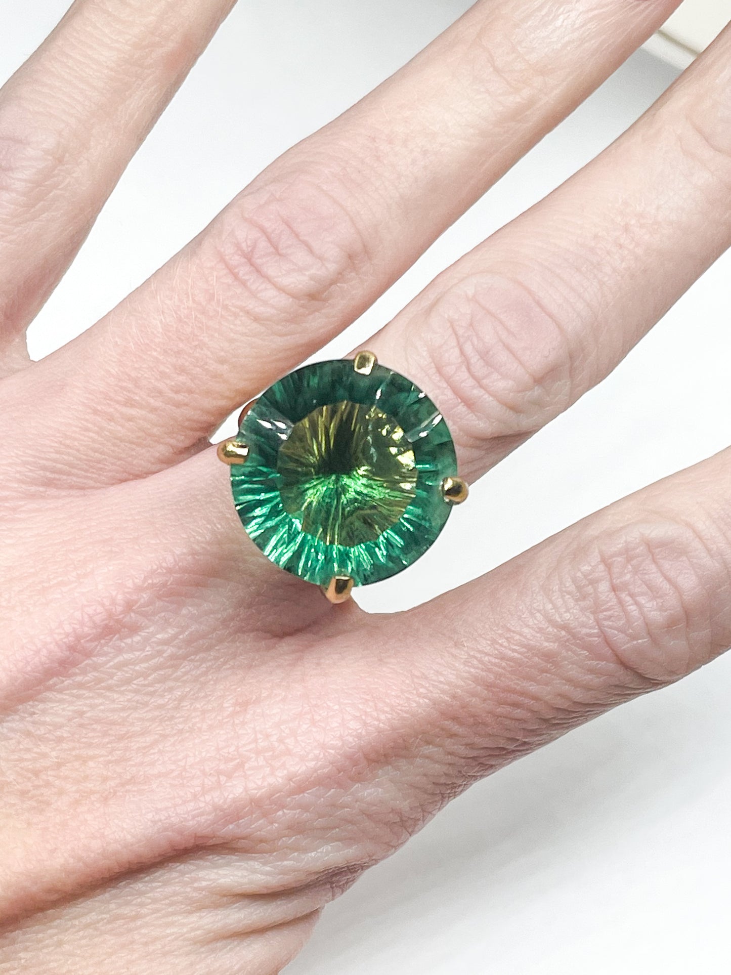 Seafoam Starburst Large Round Prong Ring - Alchemia