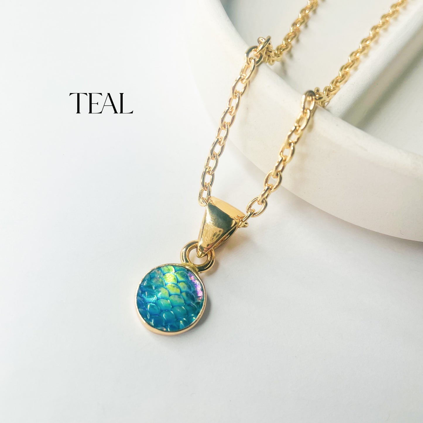 Mermaid Scale Resin Pendant - Alchemia