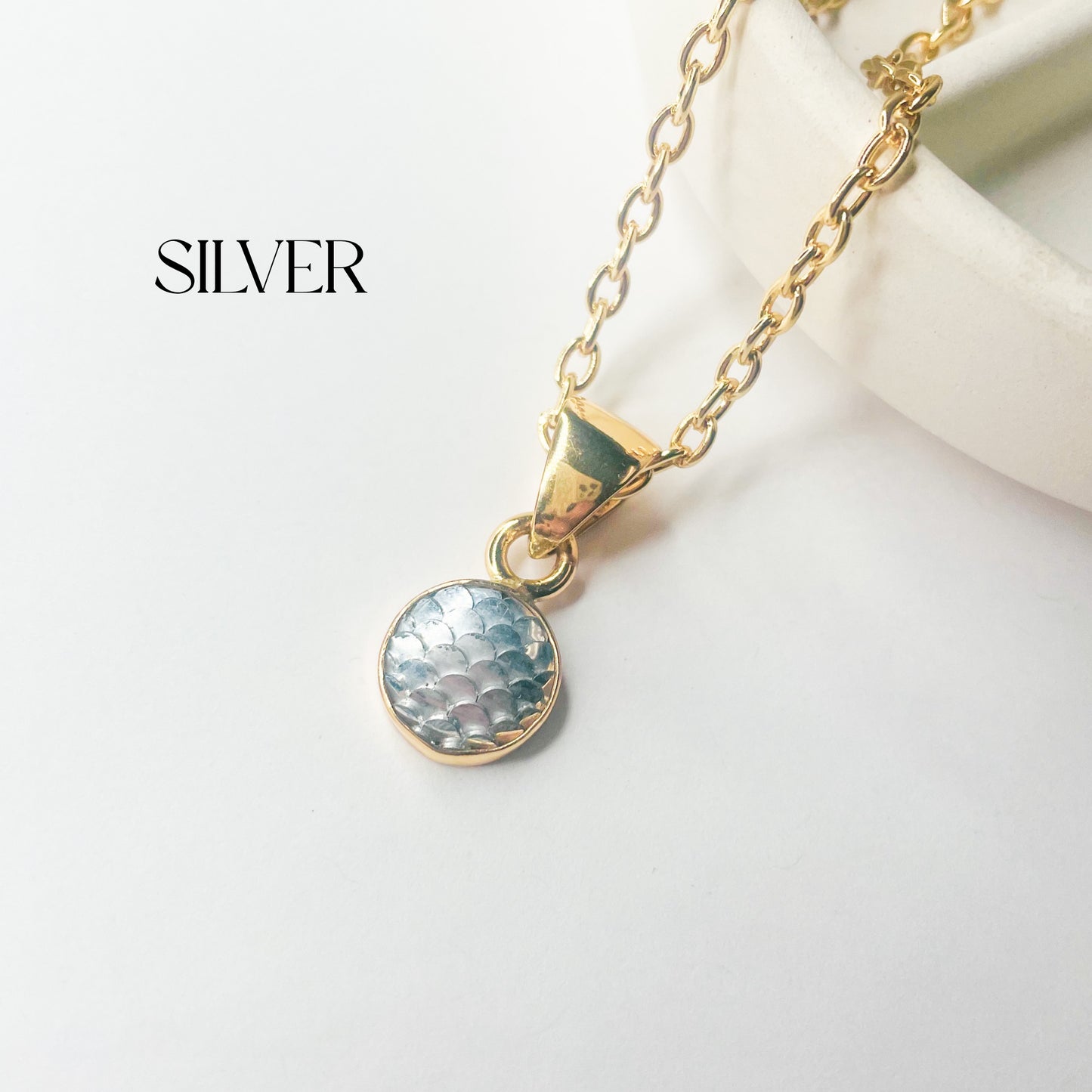 Mermaid Scale Resin Pendant - Alchemia