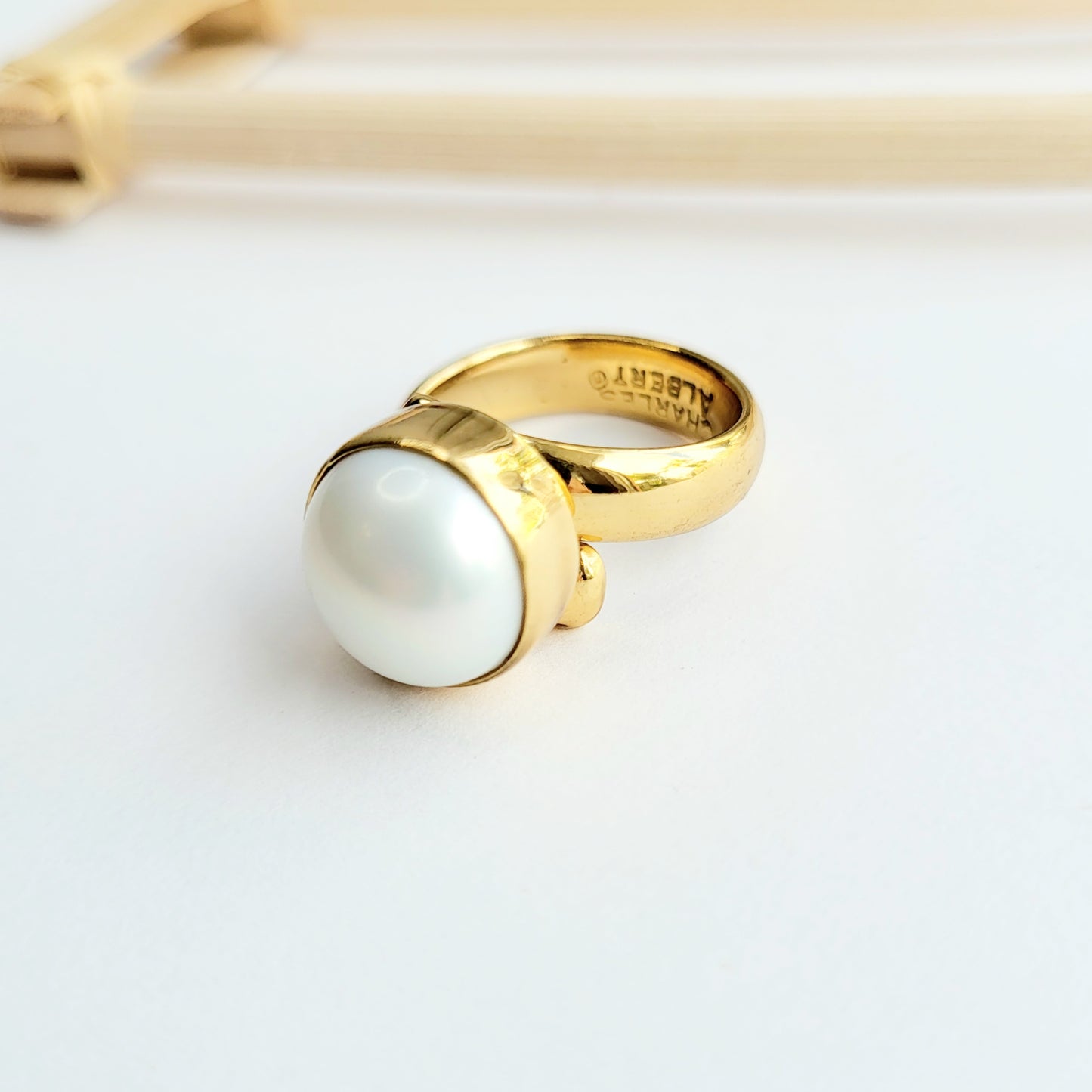 Load image into Gallery viewer, Pearl Polka Dot Ring - Alchemia
