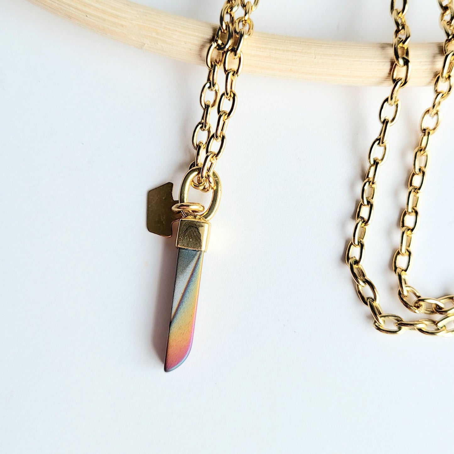 Ethereal Quartz Pendant - Alchemia