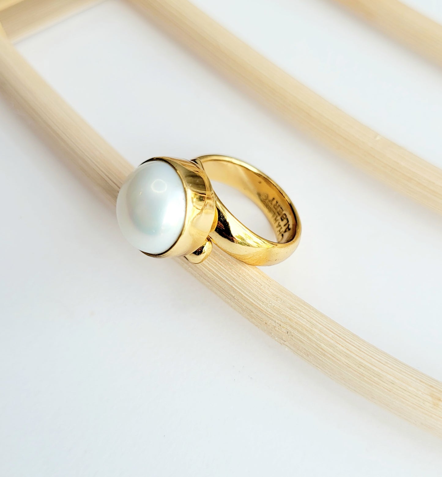Load image into Gallery viewer, Pearl Polka Dot Ring - Alchemia
