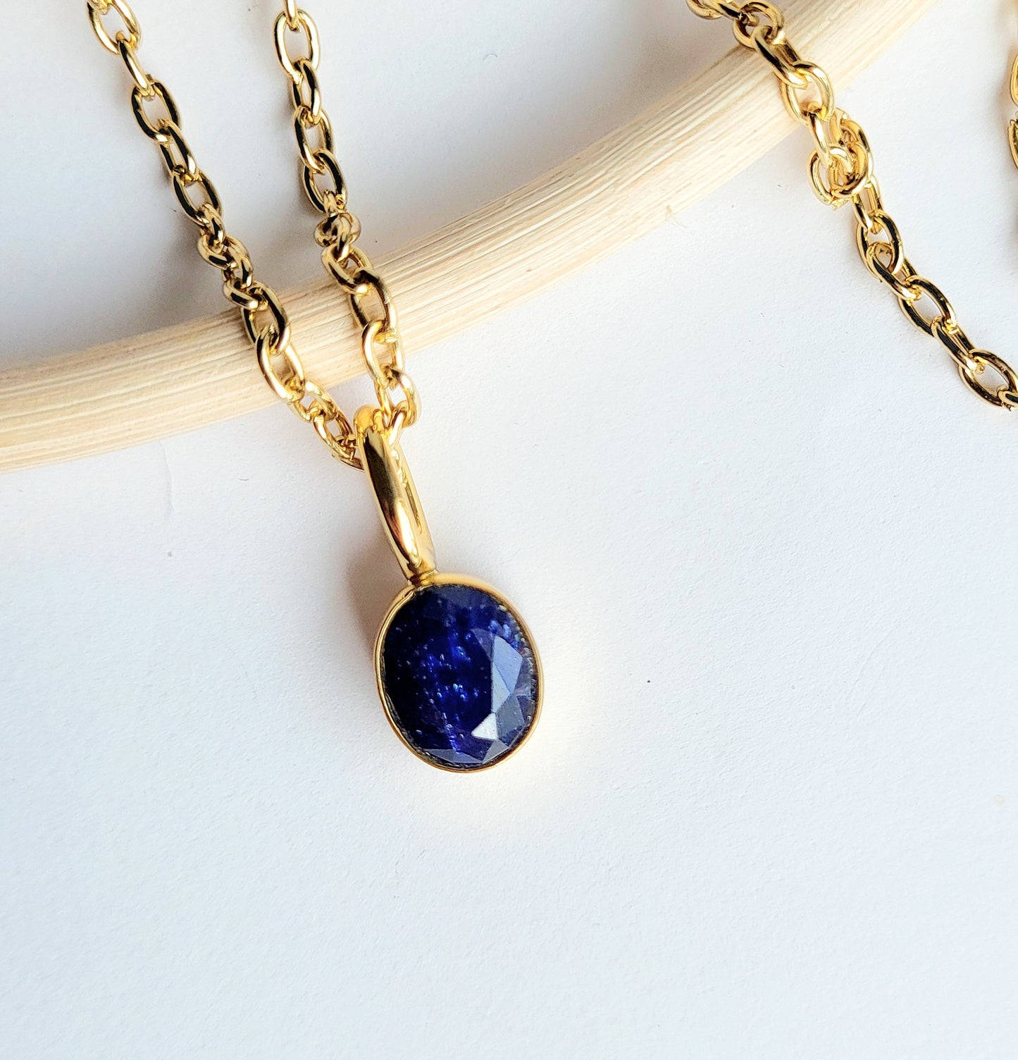 Blue Sapphire Dainty Pendant - Alchemia