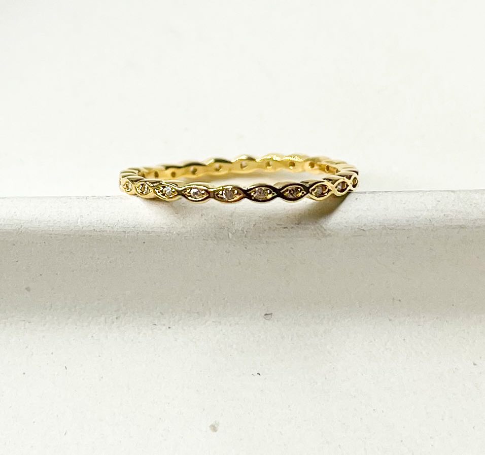 Load image into Gallery viewer, All Around CZ Sized Ring - Vermeil
