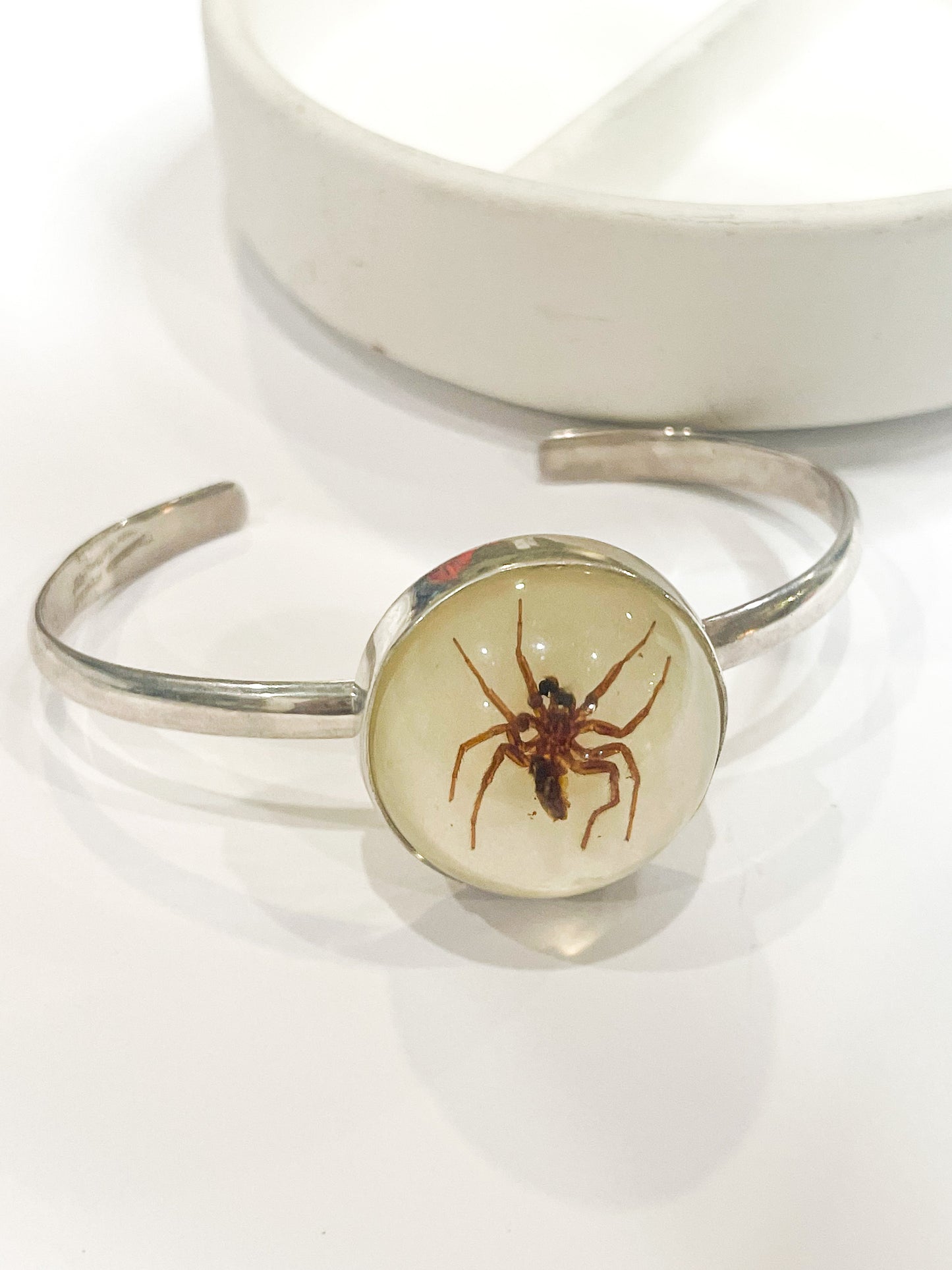 Glow In the Dark Spider Cuff - Alchemia