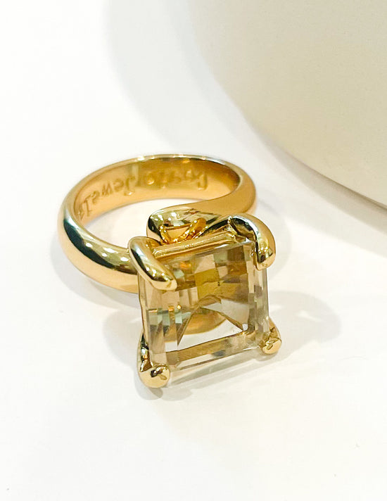 Load image into Gallery viewer, Light Smokey Quartz Prong Ring - Alchemia
