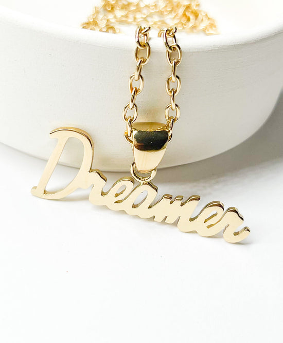 Dreamer Word Pendant - Alchemia