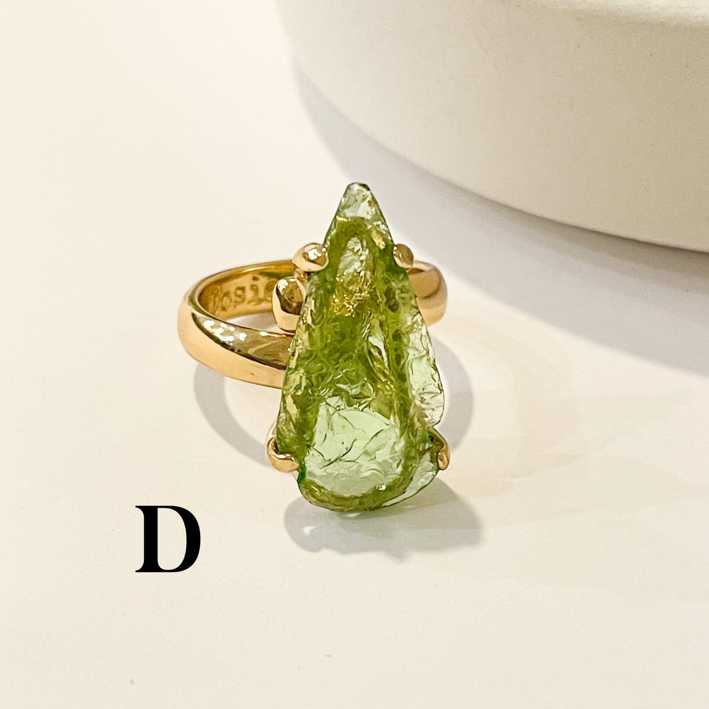 Dainty  Arrow Prong - Alchemia