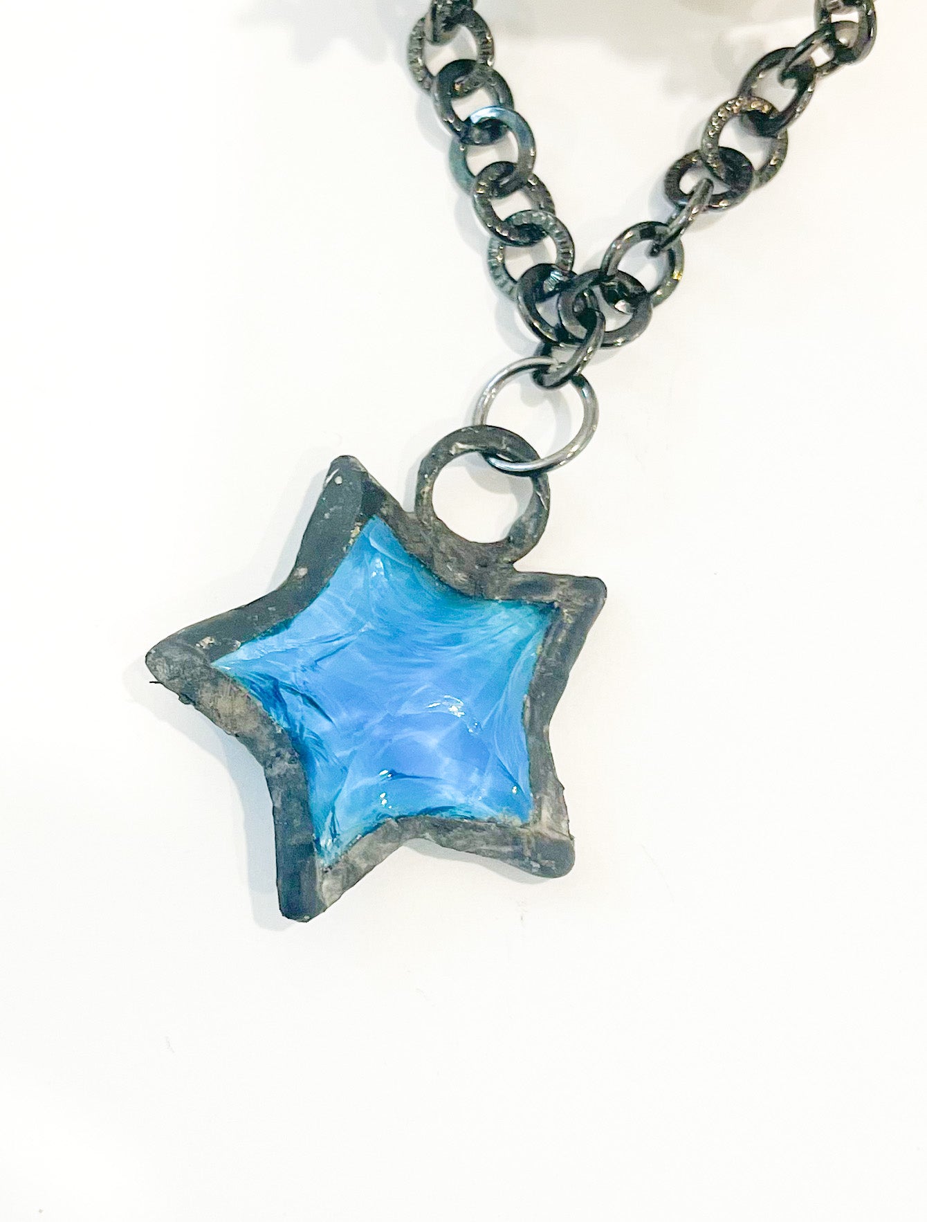 Load image into Gallery viewer, 26in Blue Star Glass Pendant-Grunge
