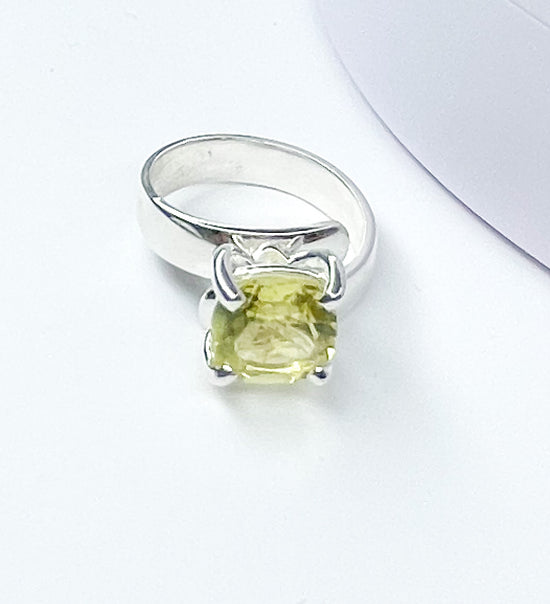Load image into Gallery viewer, Lemon Quartz Prong Ring - Solid Sterling Silver

