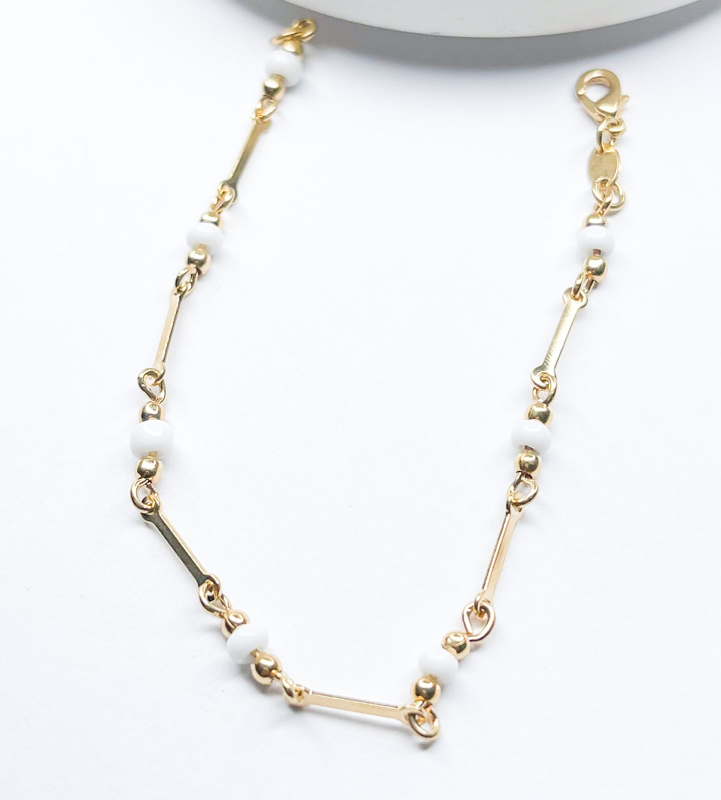 Load image into Gallery viewer, 7in White Enamel Beaded Bracelet-18k Gold Filled
