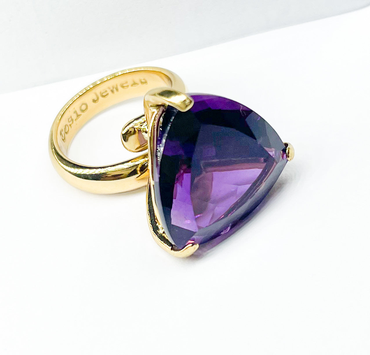 Trillion Amethyst Prong Ring - Alchemia