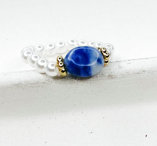 Pearl And Sodalite Stretch Ring-Beaded Ring