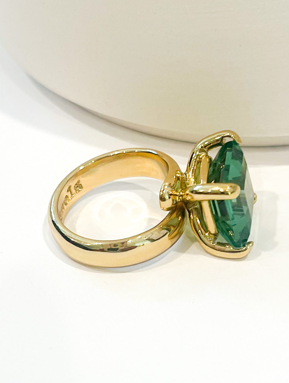 Light Green Quartz Square Prong Ring - Alchemia