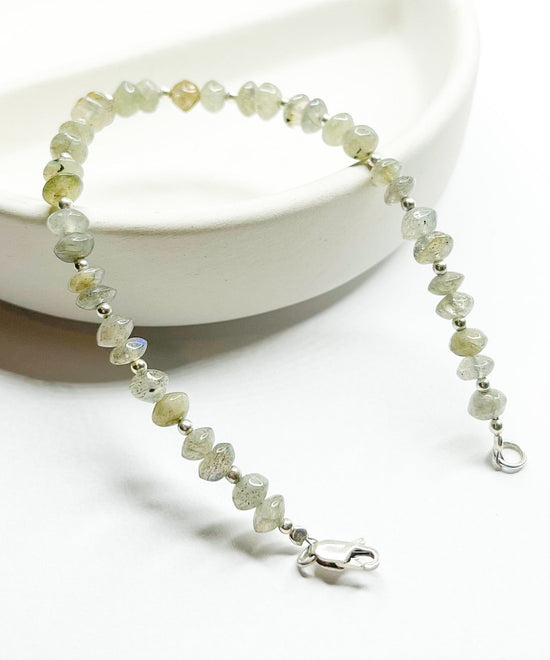 Load image into Gallery viewer, Labradorite Bracelet - Solid Sterling Silver
