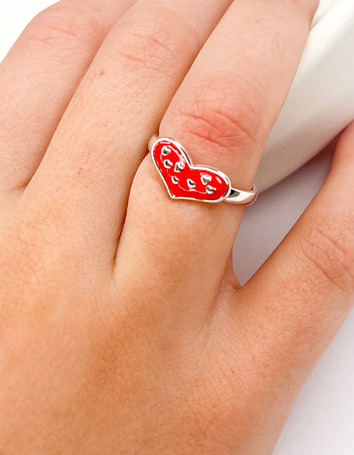 Load image into Gallery viewer, Kids Dainty Rings SS-Red Heart
