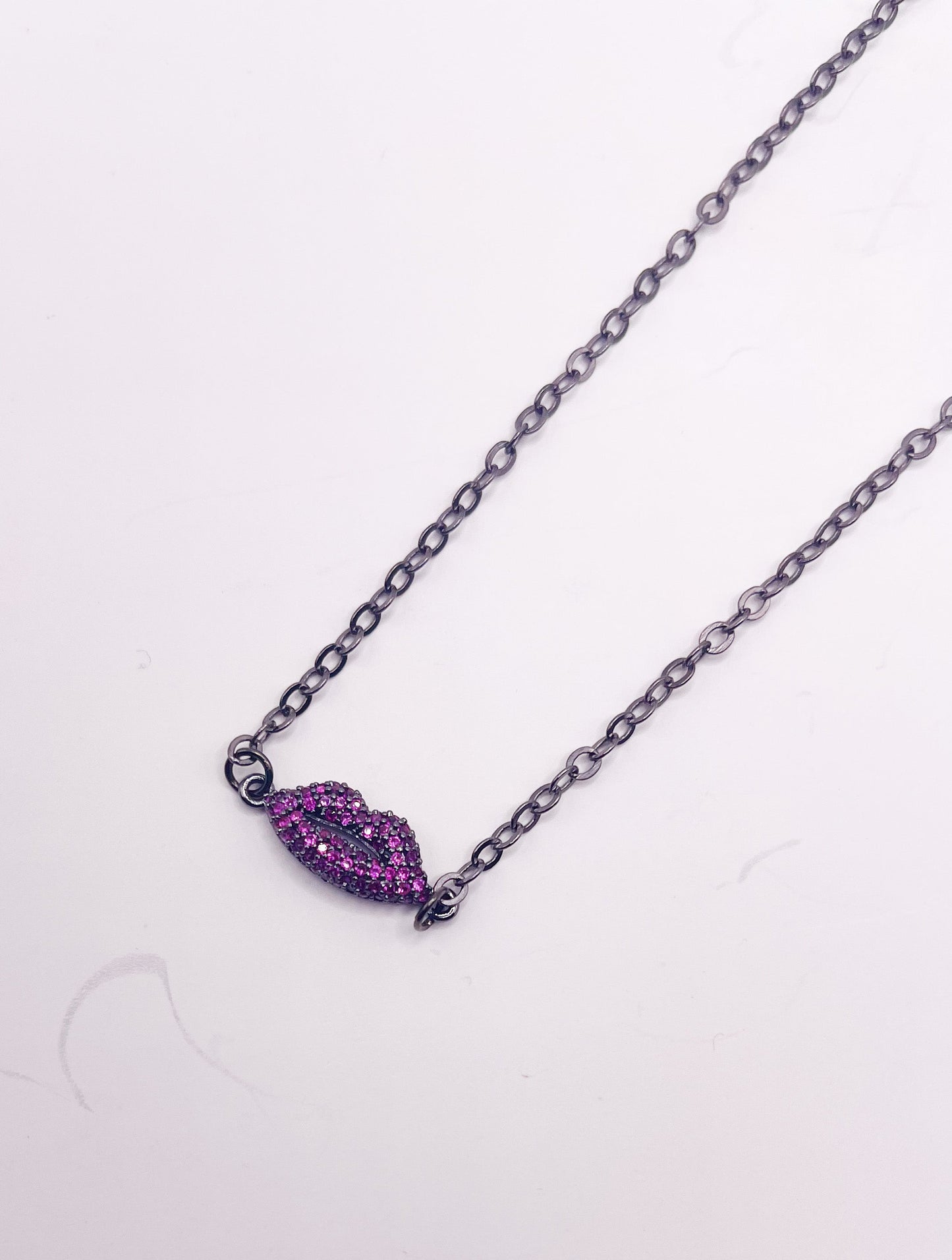 Load image into Gallery viewer, Pink CZ Lips Necklace - Gunmetal
