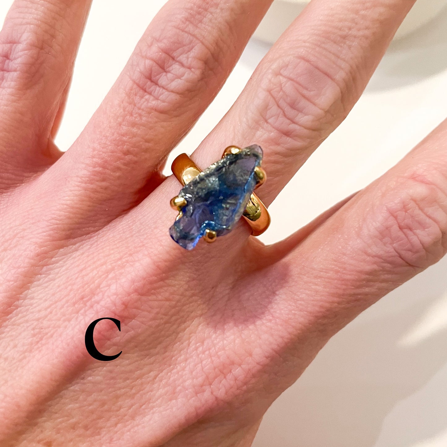 Dainty  Arrow Prong - Alchemia