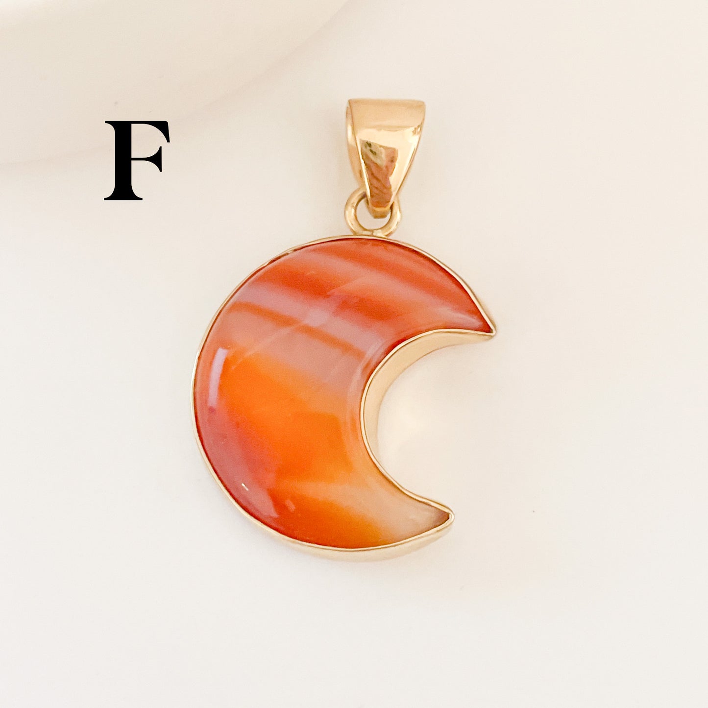 Red Sardonyx Crescent Moon Pendant - Alchemia